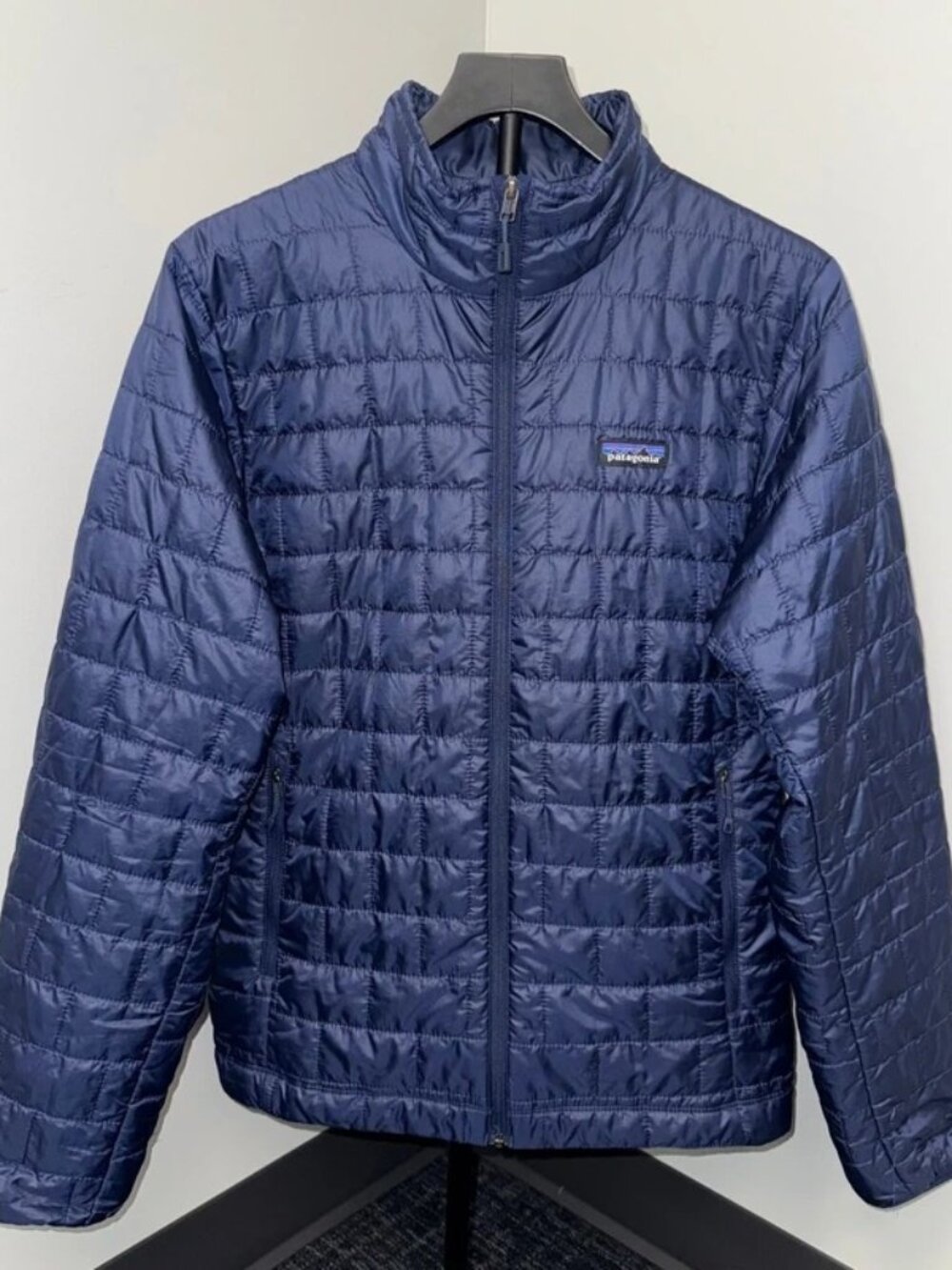 Patagonia Men’s Nano Puff Lightweight Quilted Jacket Navy Blue Size M